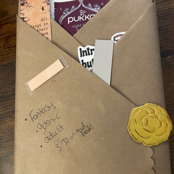 Blind Date With a Book - Picture 1 of 1